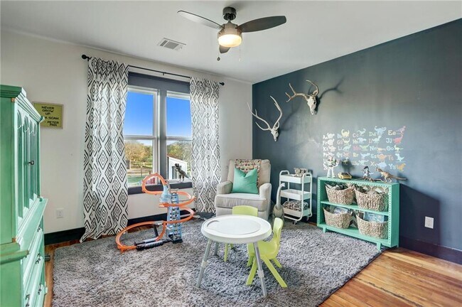 Foto del edificio - 203 Church Hill Ln