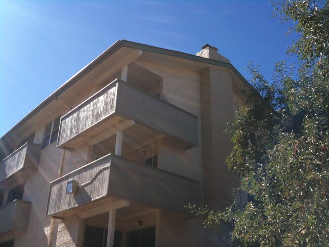 Building Photo - 3035 Oneal Pky