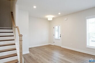 Building Photo - 952 Belvedere Way