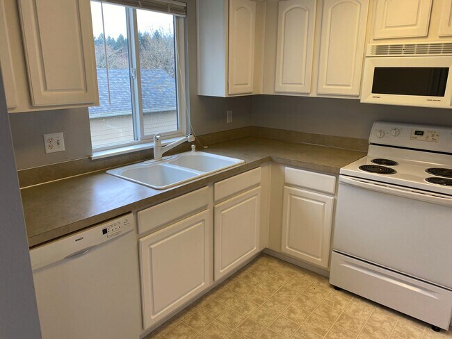 Foto del edificio - 13216 NE Salmon Creek Ave