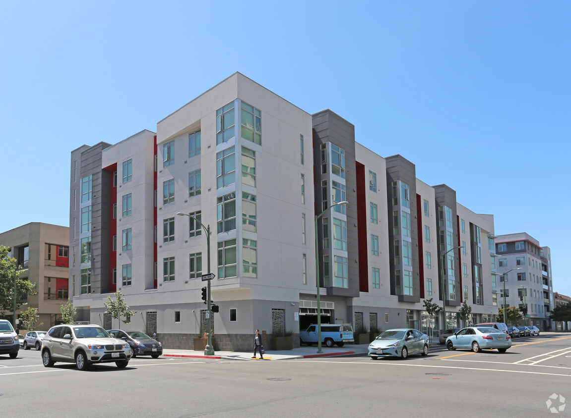 Building Photo - Prosperity Place