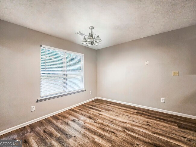 Foto del edificio - 4723 Beau Point Ct SW