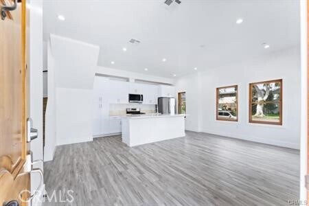 Foto del edificio - 51 Kennebec Ave