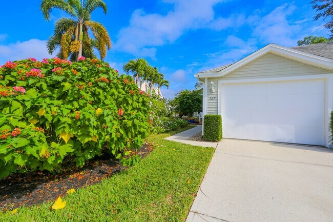 Building Photo - ***FULLY FURNISHED ANNUAL RENTAL***NEW PHO...