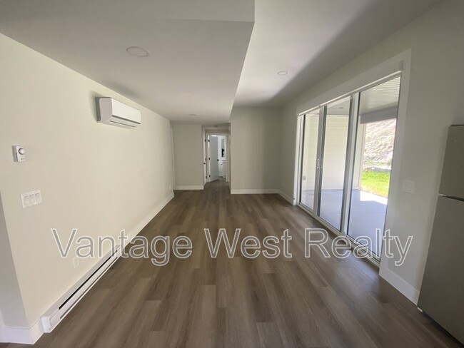 Building Photo - 1901 Northern Flicker Ct