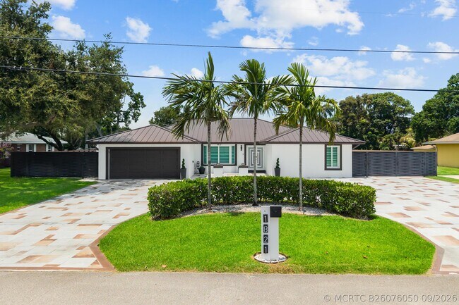 Foto del edificio - 1821 Carissa Rd