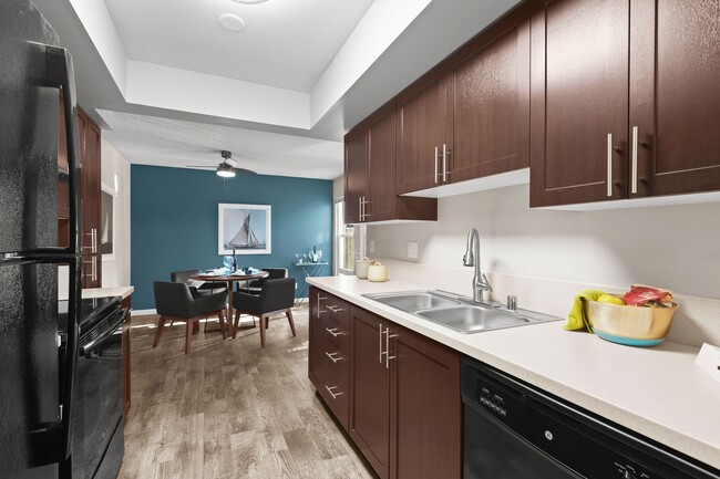 2BA, 2HAB - 1170SF - Cocina - Central Park East