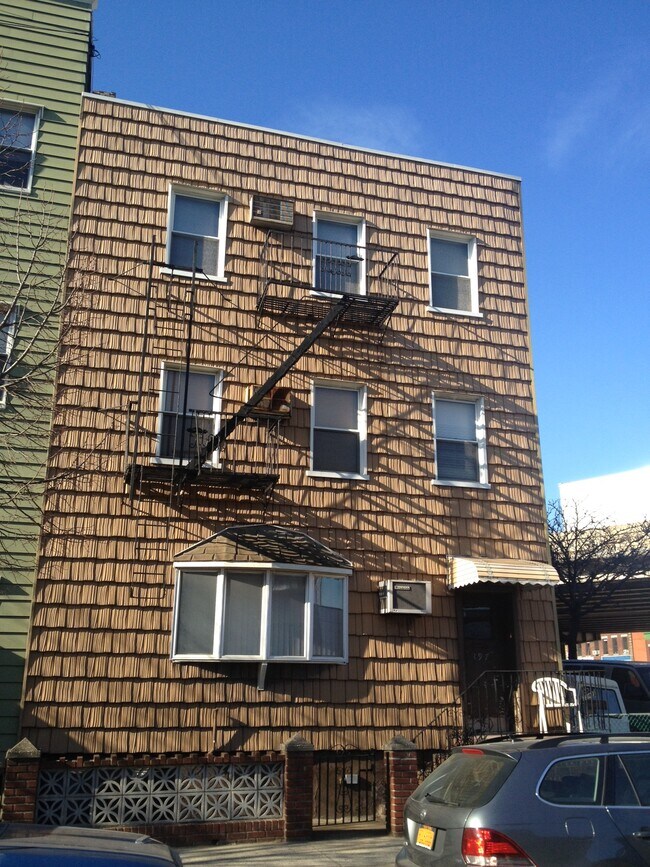 Building front - 397 Manhattan Ave