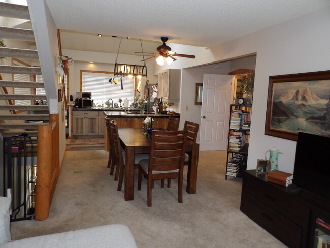 Building Photo - 4275 Autumn Heights Dr