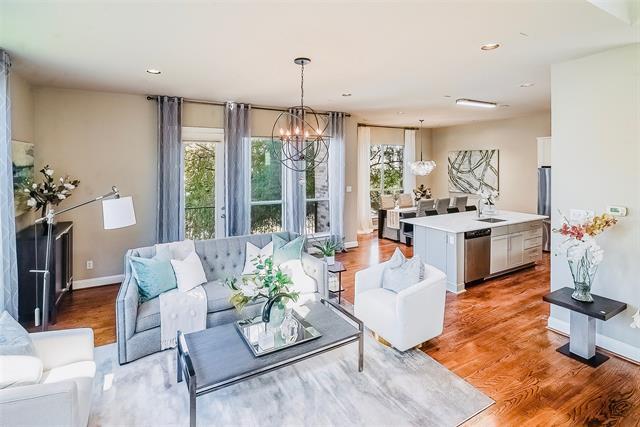 Building Photo - 1333 St Joseph St