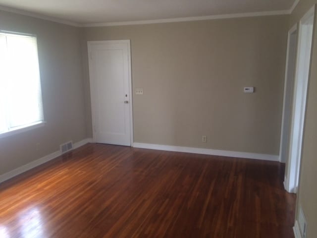 LIVING RM. - 113 N Connecticut Ave