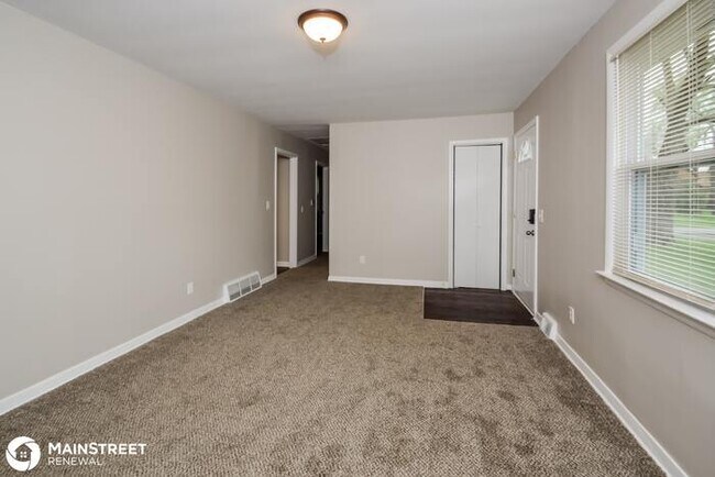 Building Photo - 5019 Norwood Avenue, Kansas City, MO 64133