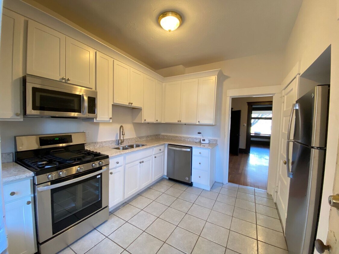 Foto principal - W 6th Ave 351-353 GW2