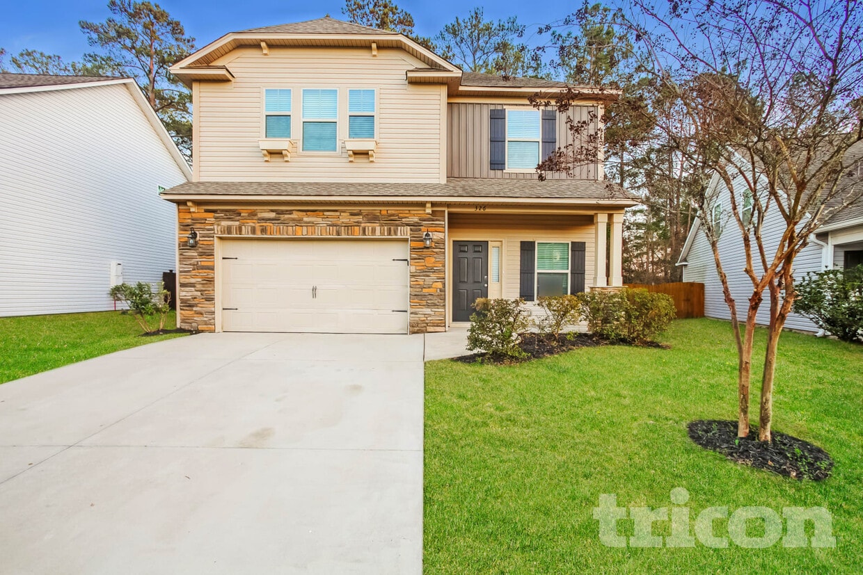 Primary Photo - 326 Fairford Rd