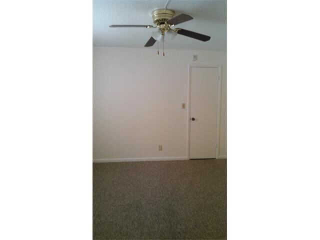 Building Photo - 1824 Monroe St