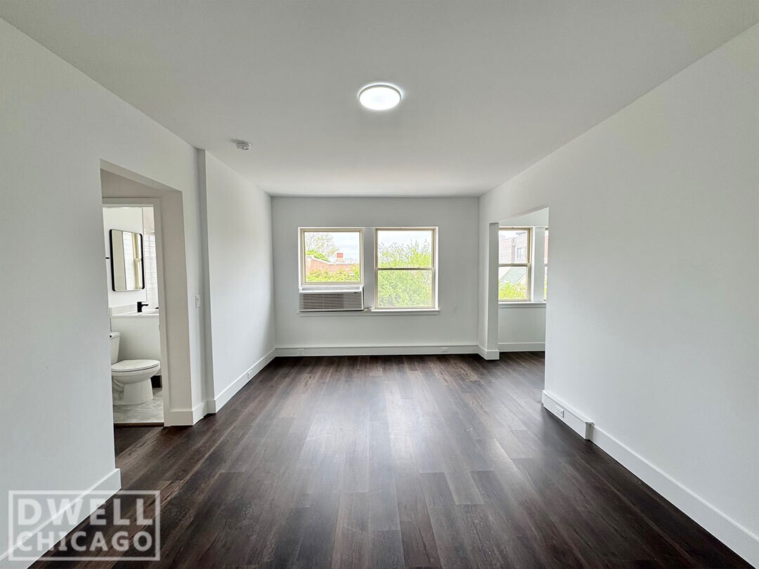 Foto principal - 1655 W Hollywood Ave