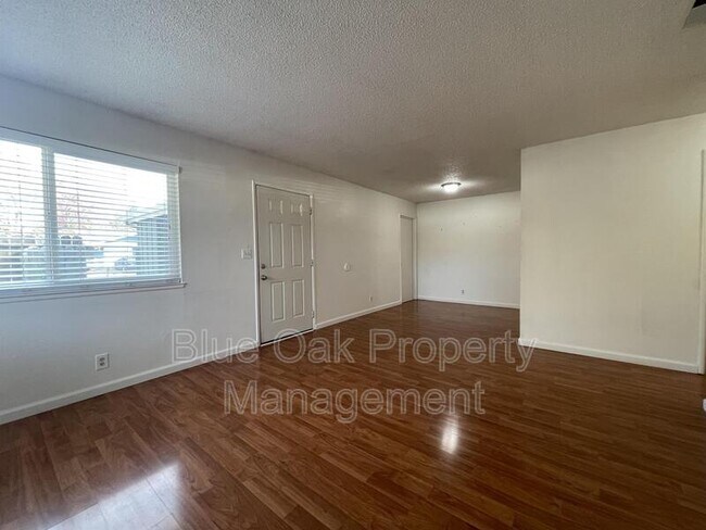 Building Photo - 59 St Francis Dr