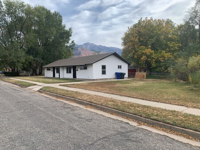 Foto del edificio - 651 Chester St