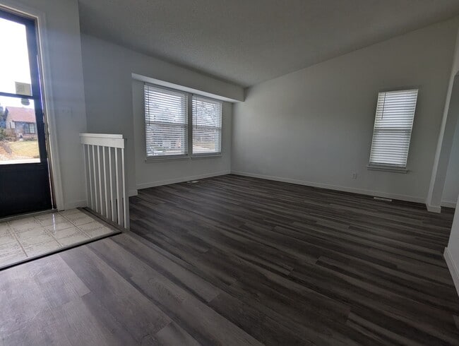 Photo - SUPER NICE REMODELED 3 BED, 3 BATH HOME IN HIGHLANDS RANCH!  FEBRUARY 1ST OCCUPANCY!