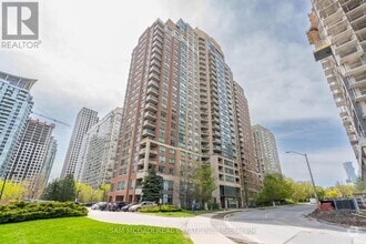 Building Photo - 156-1156 Enfield Pl