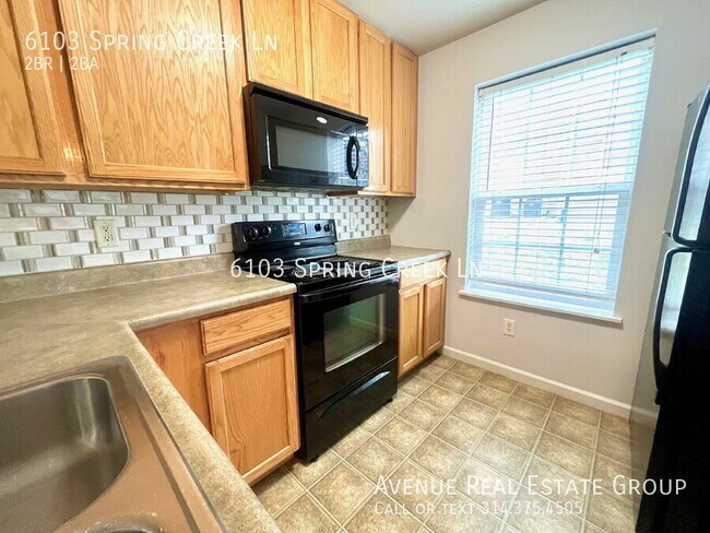 Foto del edificio - 6103 Spring Creek Ln
