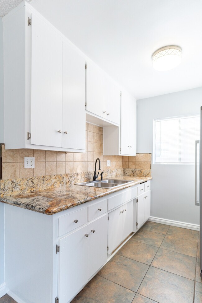 Foto del edificio - 2244 Addison Way