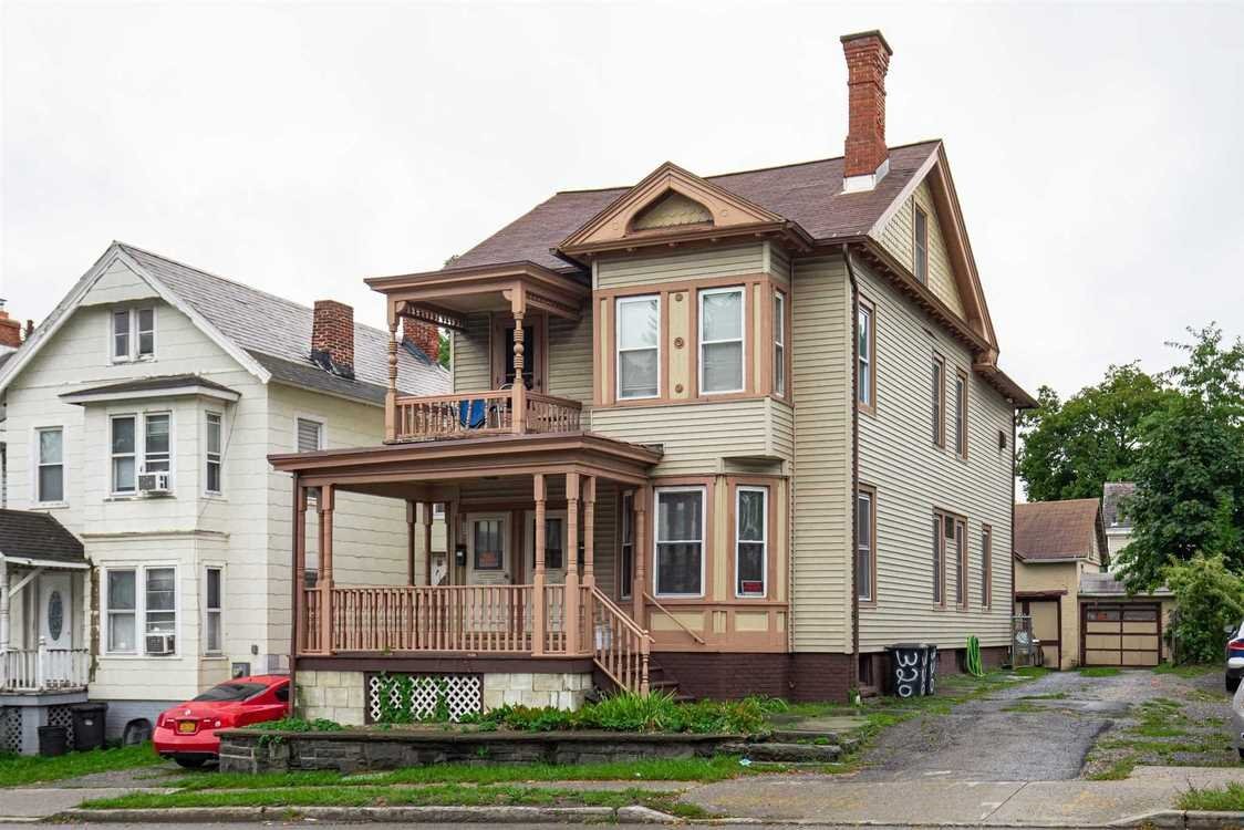 Primary Photo - 320 Church St