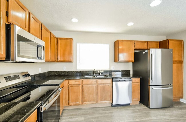 Foto del edificio - 2816 Secret Canyon Rd