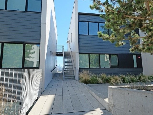 Foto del edificio - 2311 W Newton St