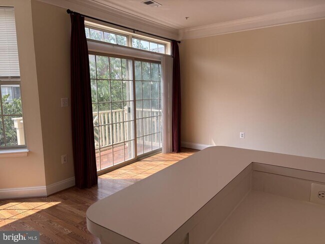 Foto del edificio - 21156 Domain Terrace