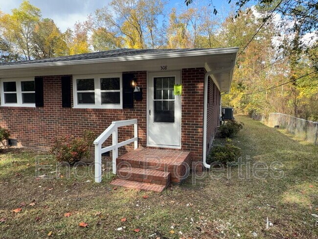 Foto del edificio - 308 Depot St