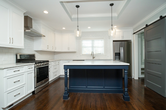 Building Photo - 5329 Seacroft Rd