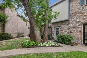 Building Photo - 14715 Barryknoll Ln