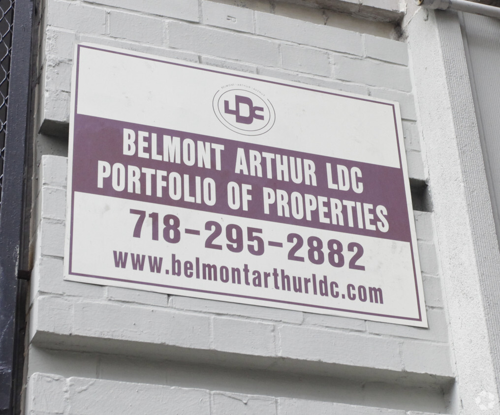 Building Photo - 280 E 166th St