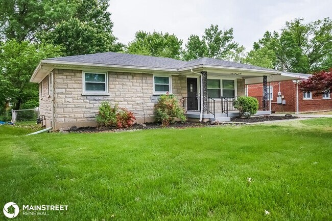 Foto del edificio - 4325 Bayberry Dr, Louisville, KY 40216