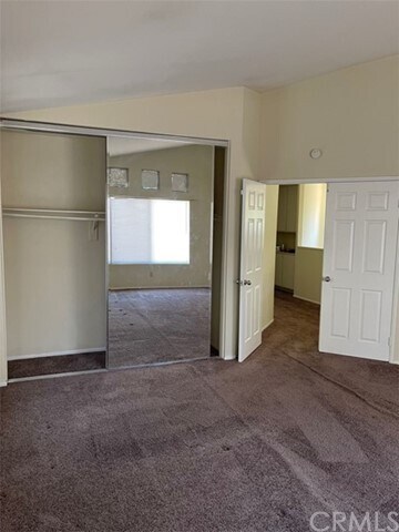 Building Photo - 15905 Oro Glen Dr