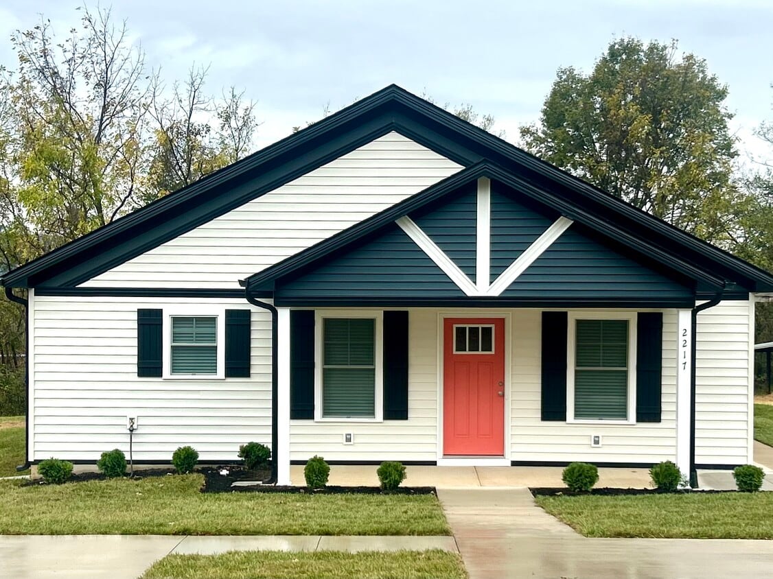 Foto principal - 2217 Kenwood Blvd SE