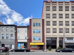 Building Photo - 1231 Vine St