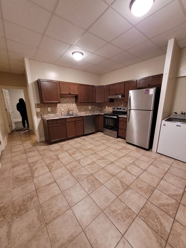 Foto del edificio - 339 W Philadelphia St