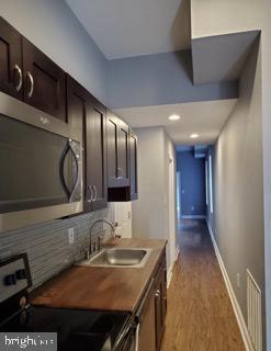 Building Photo - 3145 W Diamond St