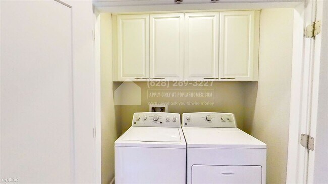 Building Photo - 3 br, 3.5 bath Townhome - 5886 Smoky Quart...