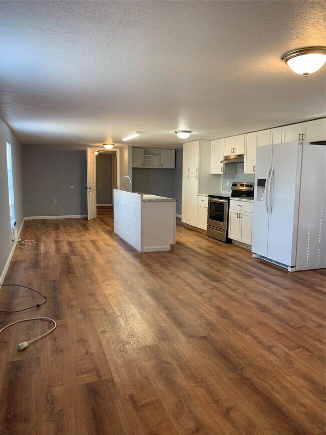 Foto del edificio - 1354 FM 405