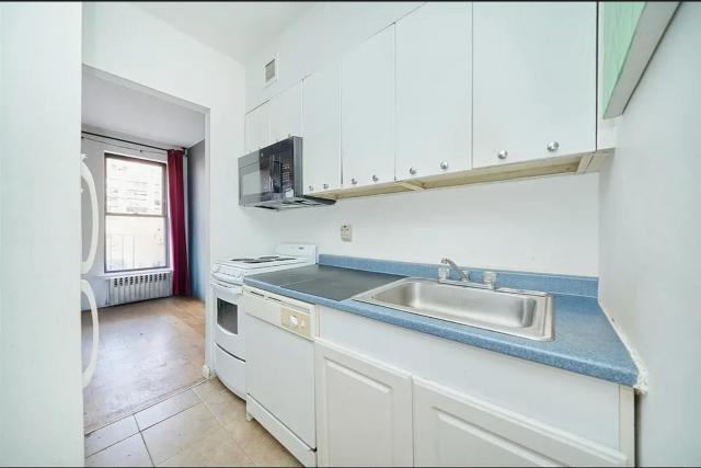 Foto del edificio - 2 bedroom in New York NY 10036