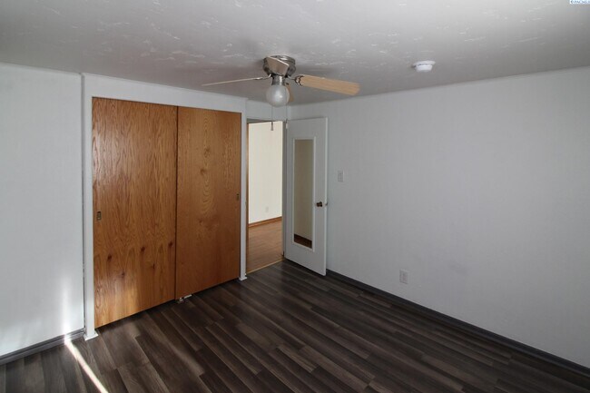 Foto del edificio - 2 Bed/1 Bath in Central Richland
