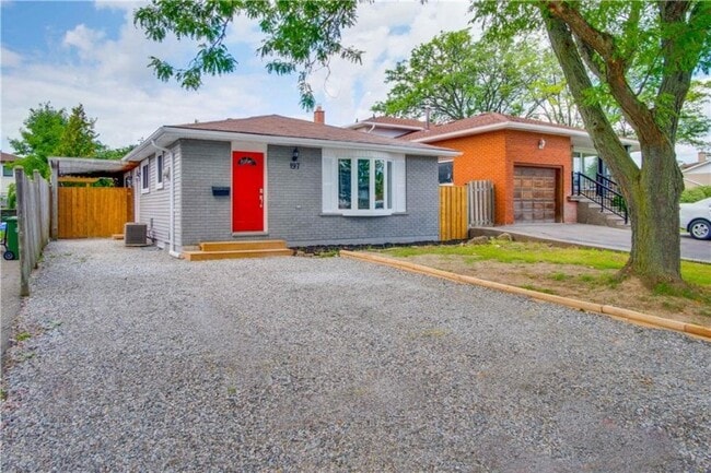 Building Photo - 197 Lawnhurst Dr