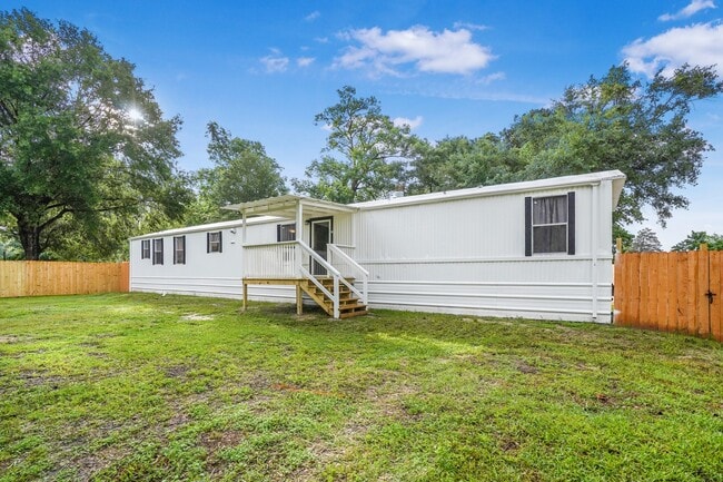 Building Photo - 21950 Caney Dr