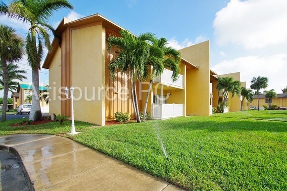 Building Photo - 250 N Banana River Dr