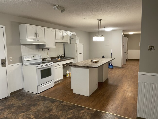 Foto del edificio - 1204 Plainview Ln