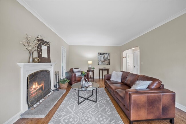 Building Photo - 4821 W Elmdale