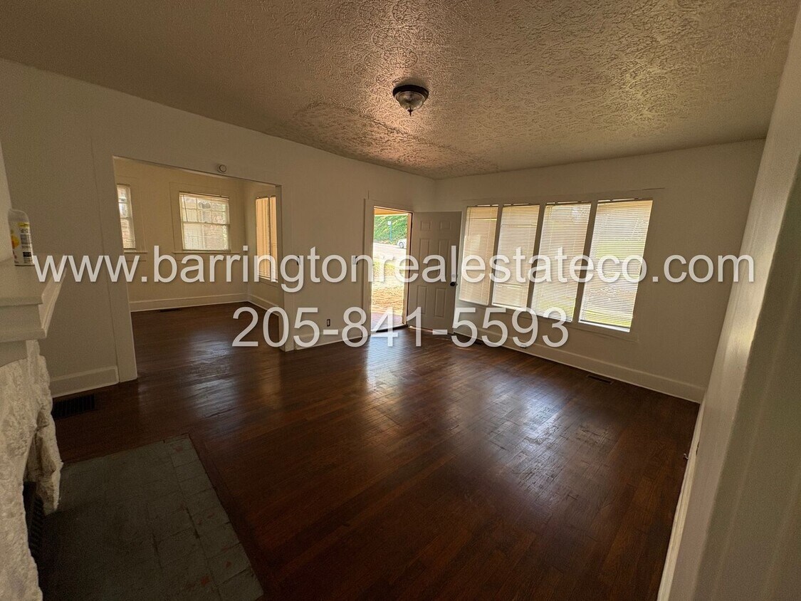 Building Photo - 1642 Graymont Ave W